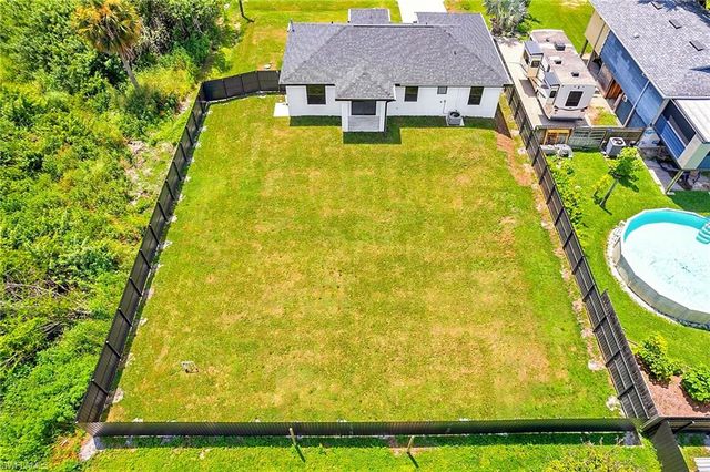 3006 39th ST SW, Lehigh Acres, FL 33976