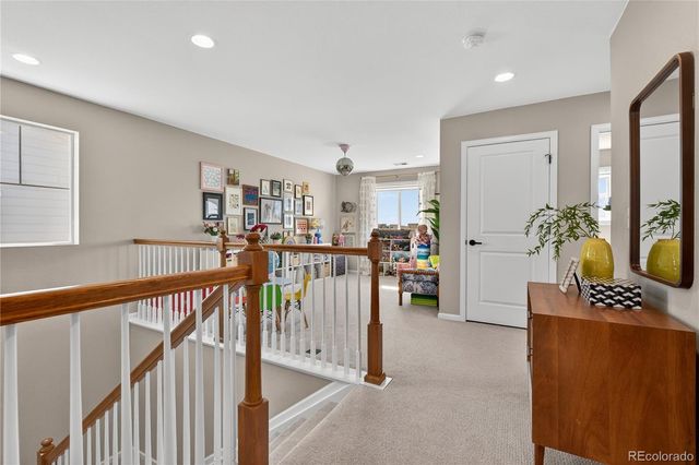 949 N Undergrove Way, Aurora, CO 80018