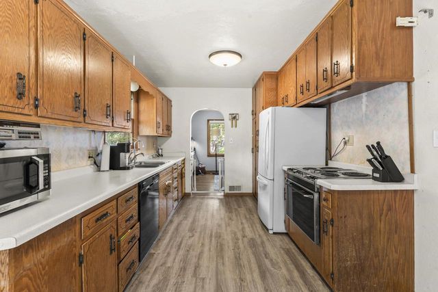 1219 WITZEL AVENUE, Oshkosh, WI 54902