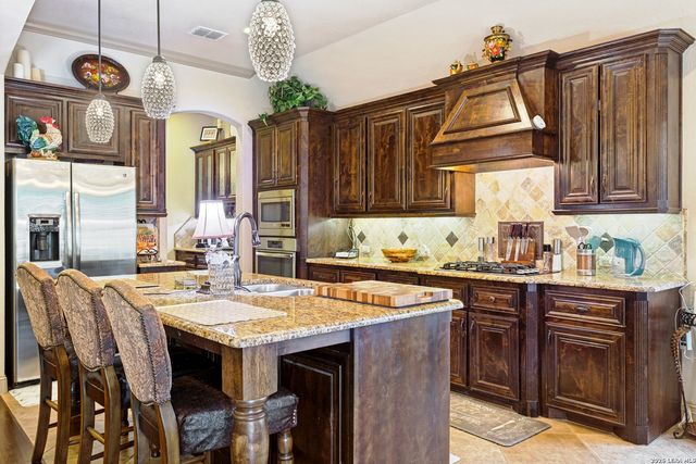 18938 Llano Ledge, San Antonio, TX 78256