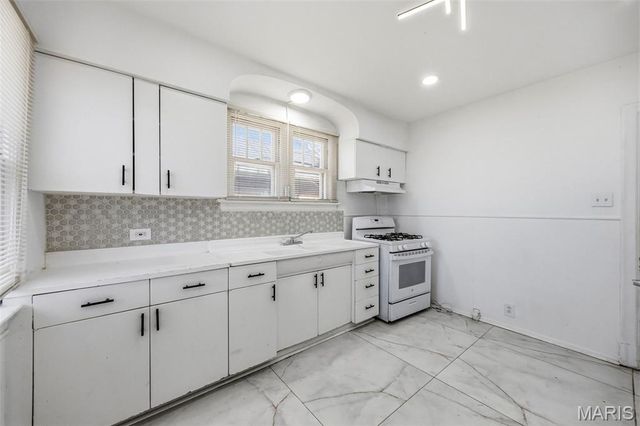 8937 Edna Street, St Louis, MO 63147