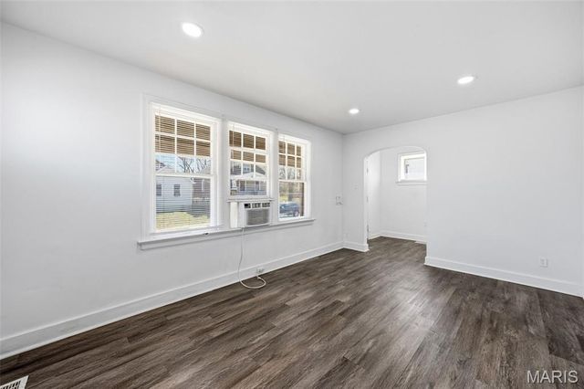 8937 Edna Street, St Louis, MO 63147