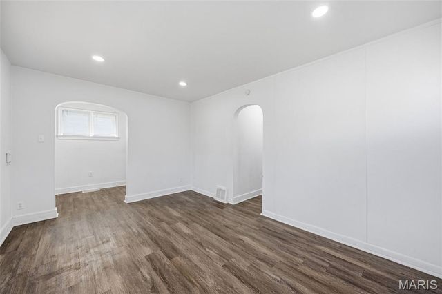 8937 Edna Street, St Louis, MO 63147