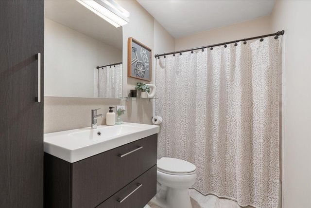 12738 Gordon Drive, Eden Prairie, MN 55346