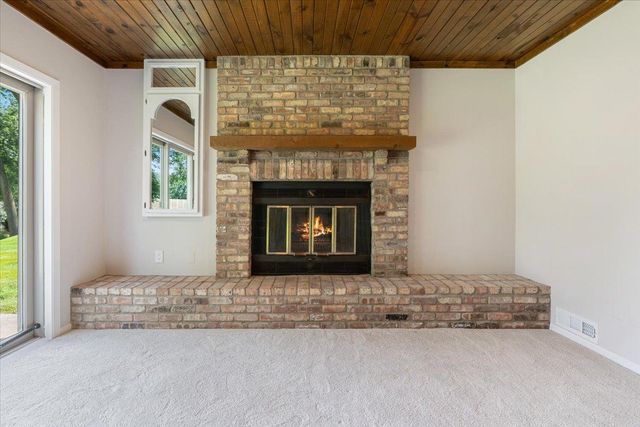 12738 Gordon Drive, Eden Prairie, MN 55346