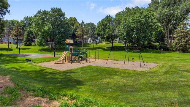 12738 Gordon Drive, Eden Prairie, MN 55346