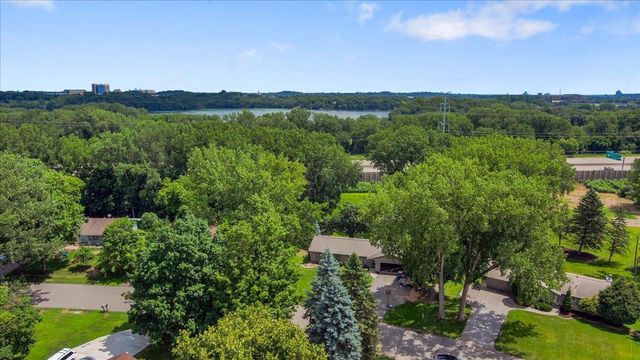 12738 Gordon Drive, Eden Prairie, MN 55346