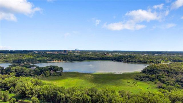 12738 Gordon Drive, Eden Prairie, MN 55346