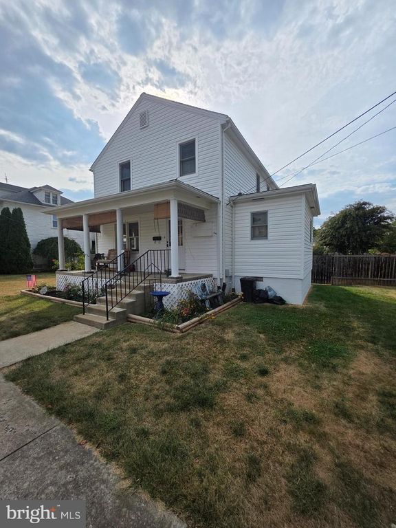 1003 S RALEIGH ST, Martinsburg, WV 25401