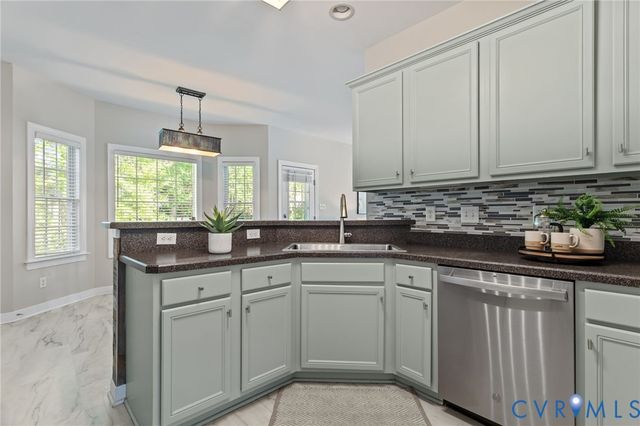 13731 Orchid Dr, Chesterfield, VA 23832