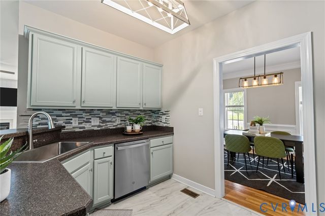 13731 Orchid Dr, Chesterfield, VA 23832