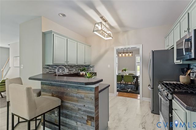 13731 Orchid Dr, Chesterfield, VA 23832