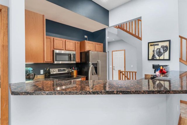 25 Windswept Way, Fitchburg, WI 53719
