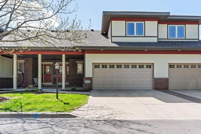 25 Windswept Way, Fitchburg, WI 53719