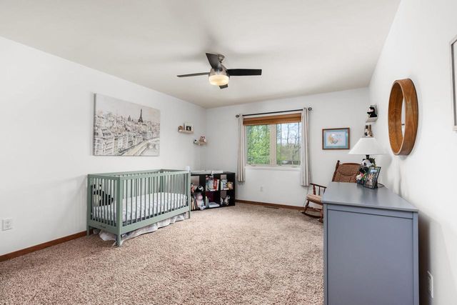 25 Windswept Way, Fitchburg, WI 53719