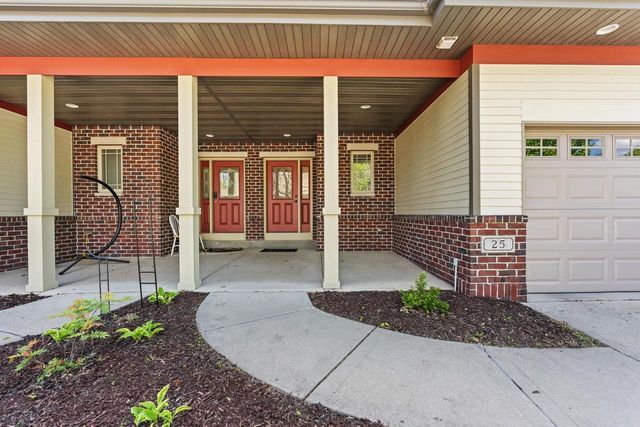 25 Windswept Way, Fitchburg, WI 53719