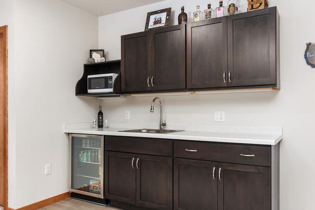 25 Windswept Way, Fitchburg, WI 53719