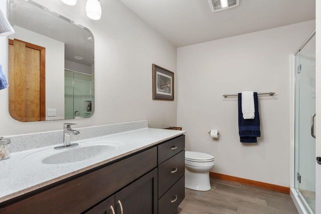 25 Windswept Way, Fitchburg, WI 53719