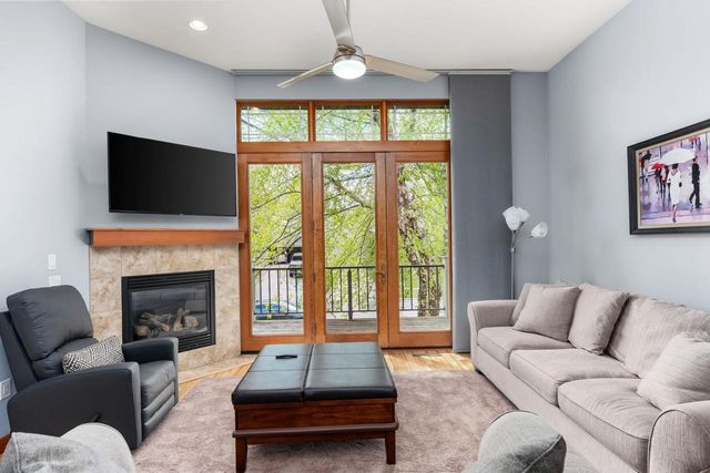 25 Windswept Way, Fitchburg, WI 53719