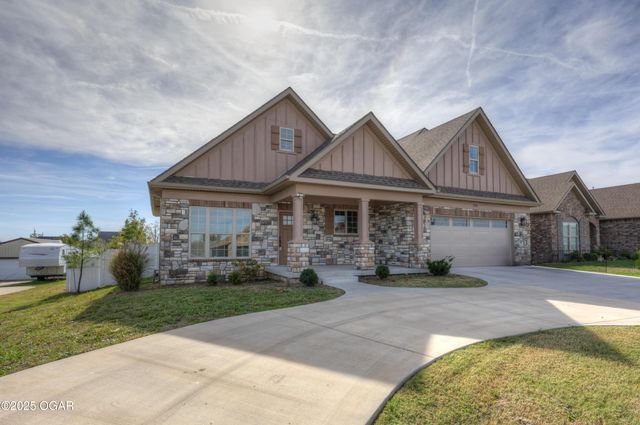 2224 W 26th Street, Joplin, MO 64804