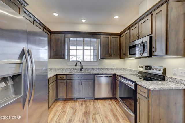 2224 W 26th Street, Joplin, MO 64804