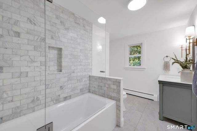 20 North Road, East Granby, CT 06026
