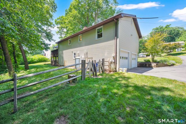 20 North Road, East Granby, CT 06026