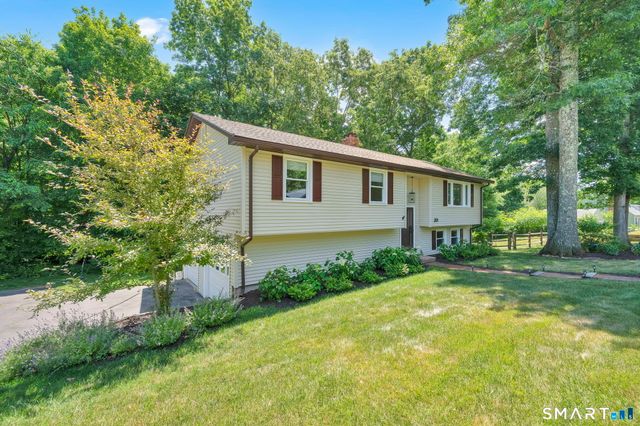 20 North Road, East Granby, CT 06026