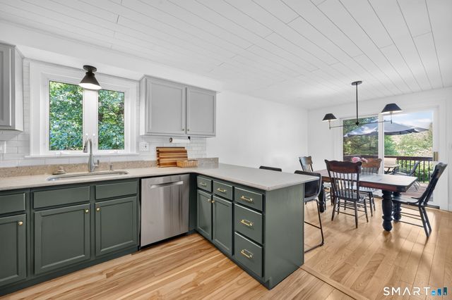 20 North Road, East Granby, CT 06026