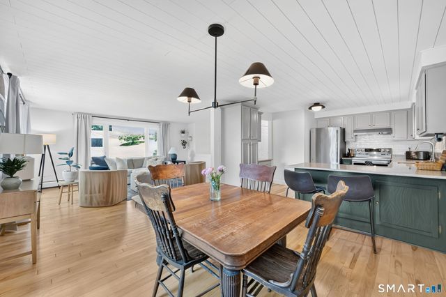 20 North Road, East Granby, CT 06026