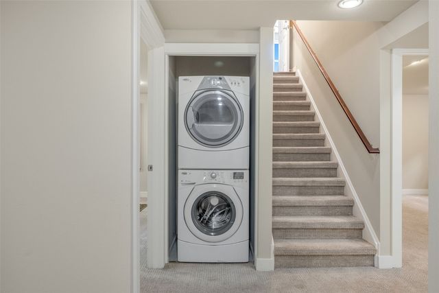 8804 5th Avenue NE, Seattle, WA 98115
