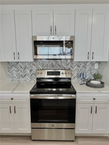 450 S GULFVIEW BOULEVARD 408, Clearwater Beach, FL 33767