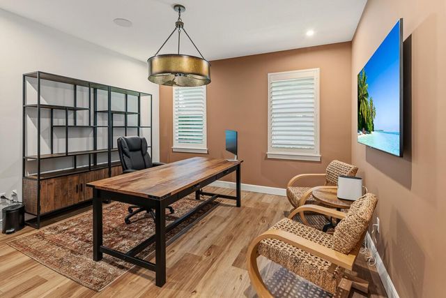 2465 NE Evinrude Circle, Jensen Beach, FL 34957