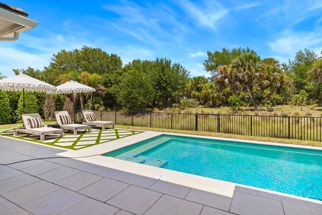 2465 NE Evinrude Circle, Jensen Beach, FL 34957