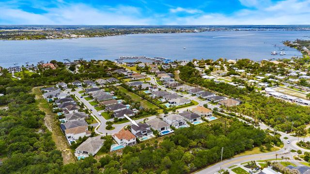 2465 NE Evinrude Circle, Jensen Beach, FL 34957