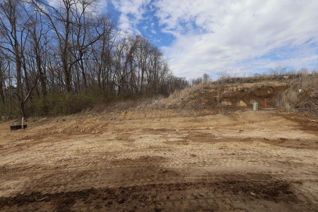 124 Ruby Road, Pataskala, OH 43062