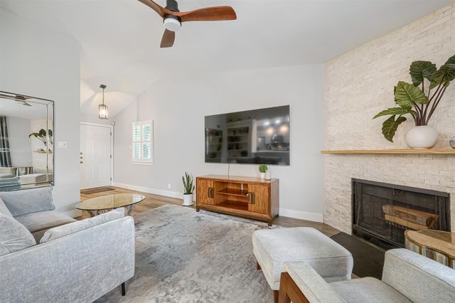 1601 Faro DR 2401, Austin, TX 78741