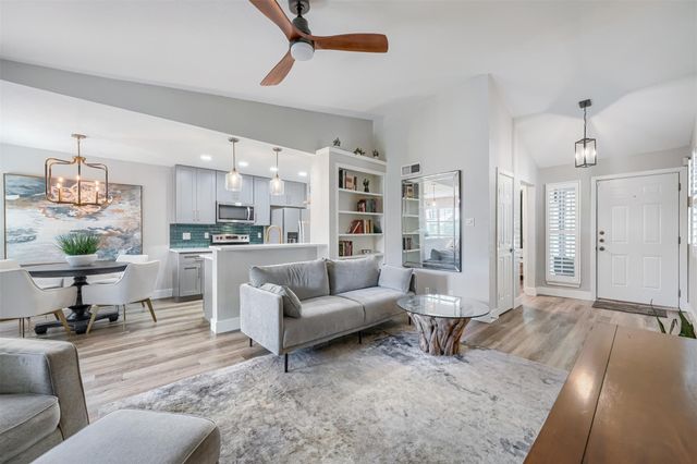 1601 Faro DR 2401, Austin, TX 78741