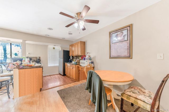 9 Kiowa Court 9, Coram, NY 11727