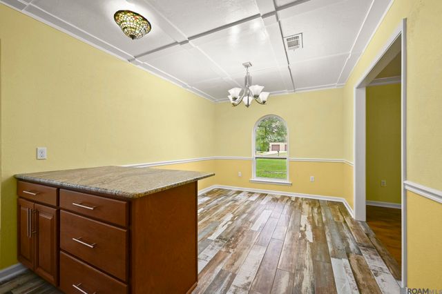 9310 Shady Bluff Dr, Central, LA 70818