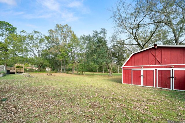 9310 Shady Bluff Dr, Central, LA 70818