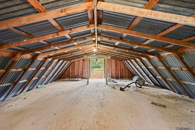 9310 Shady Bluff Dr, Central, LA 70818