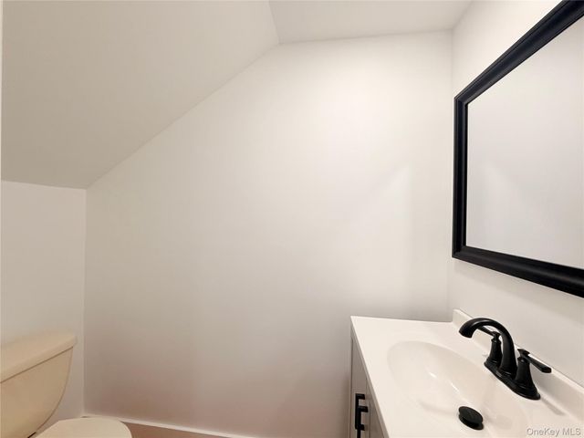 65 Monhagen Avenue, Middletown, NY 10940