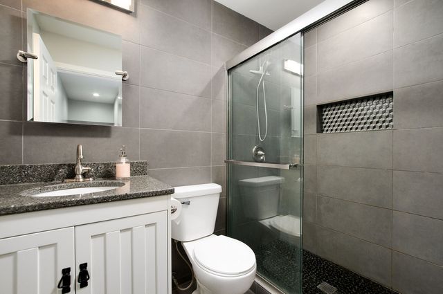 1342 Inverrary Lane 1342, Palatine, IL 60074