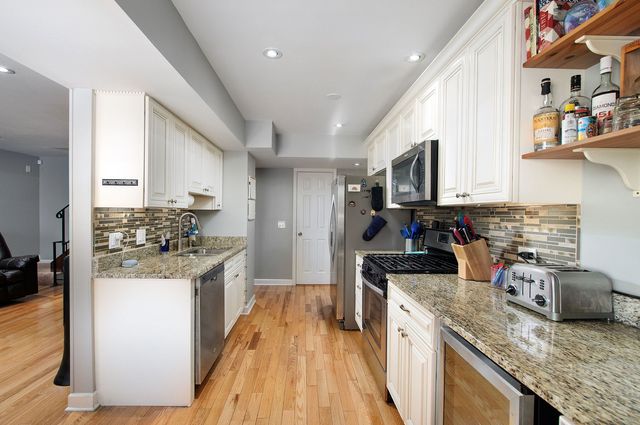 1342 Inverrary Lane 1342, Palatine, IL 60074