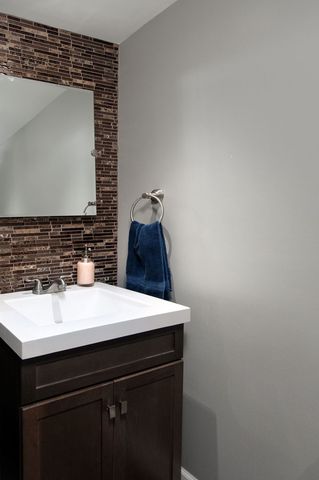 1342 Inverrary Lane 1342, Palatine, IL 60074