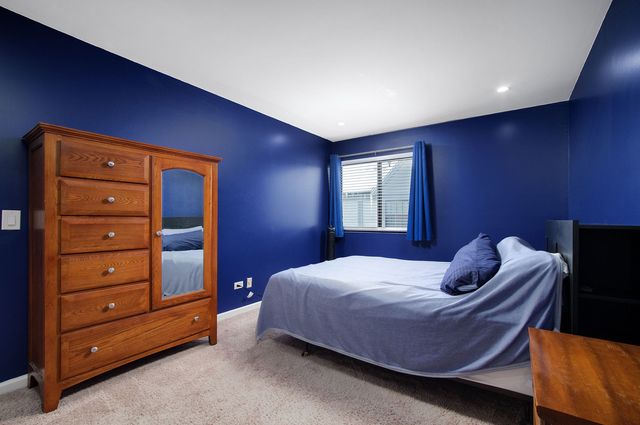 1342 Inverrary Lane 1342, Palatine, IL 60074