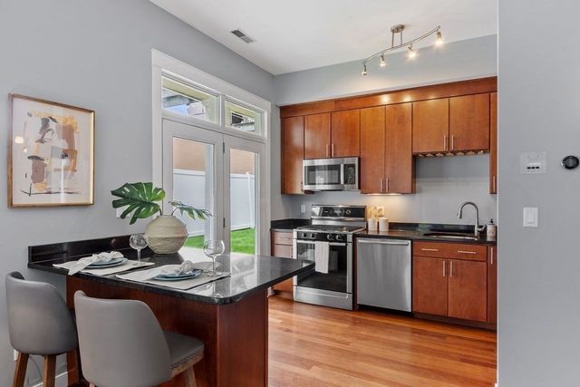 27 Wheeler St. 124, Cambridge, MA 02138