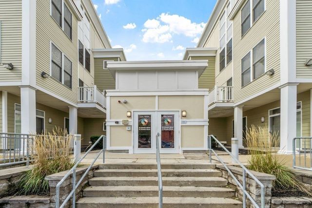 27 Wheeler St. 124, Cambridge, MA 02138