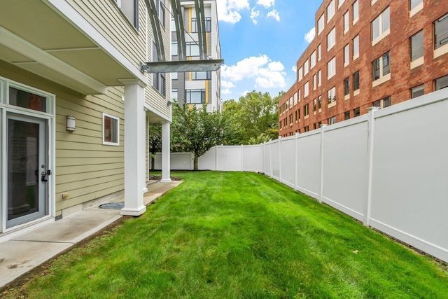 27 Wheeler St. 124, Cambridge, MA 02138